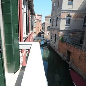 Sunny Canal A/c Wifi Venice