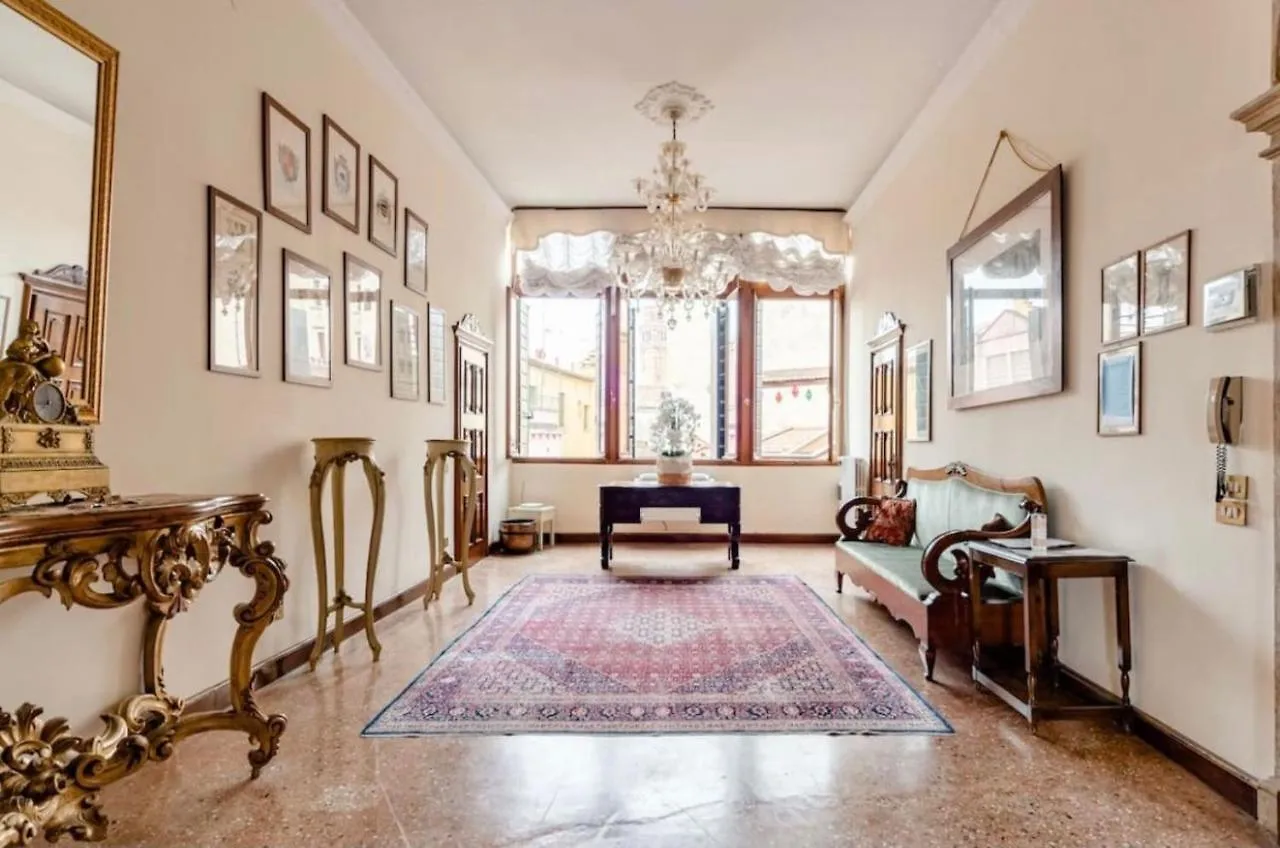 Venezia La Fenice Apartment  Venice