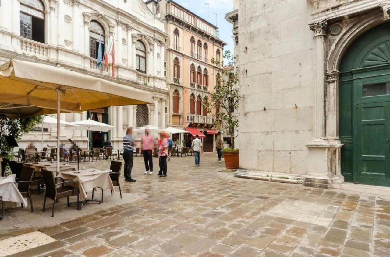 Venezia La Fenice Apartment