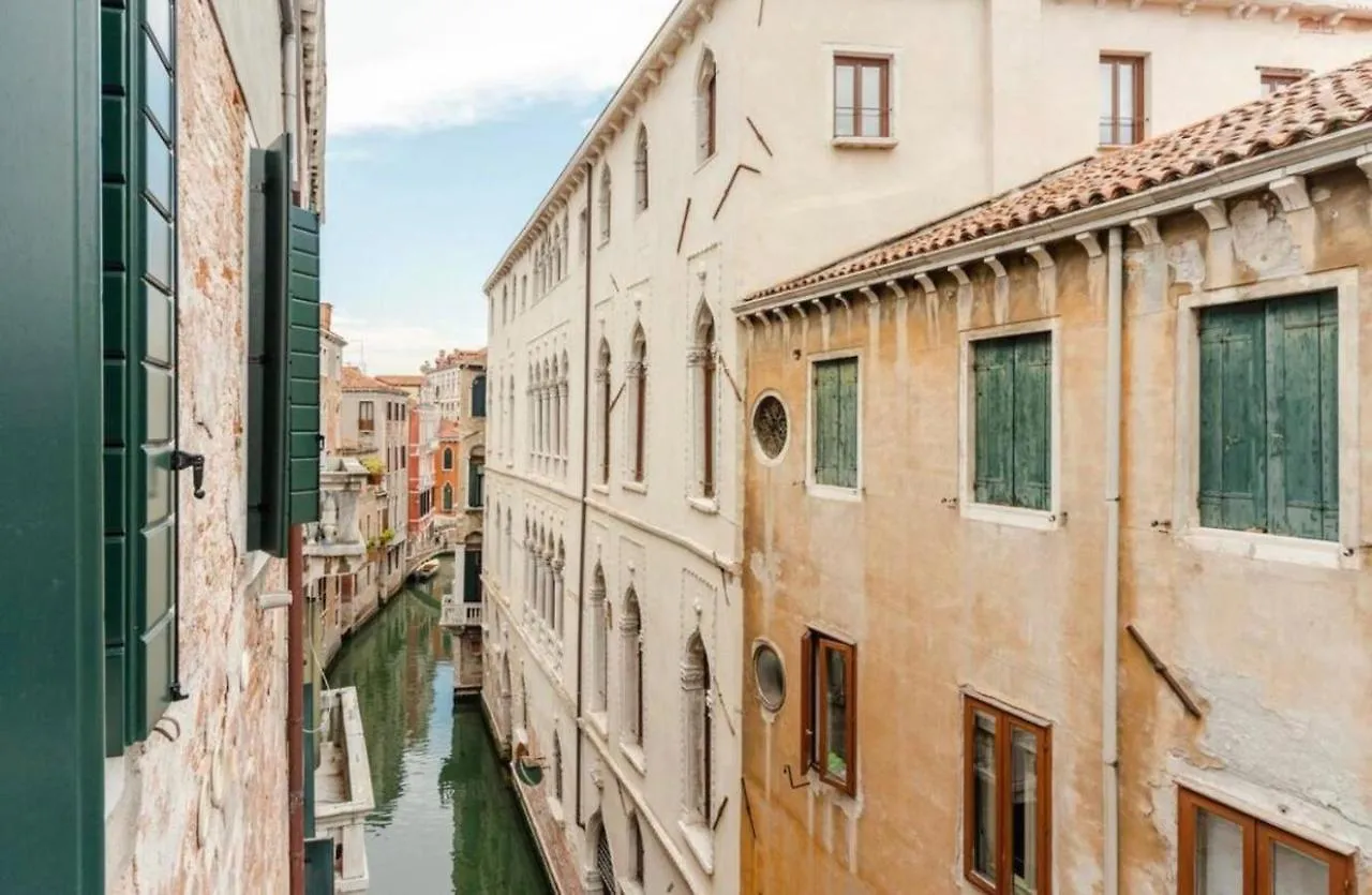 Venezia La Fenice Apartment